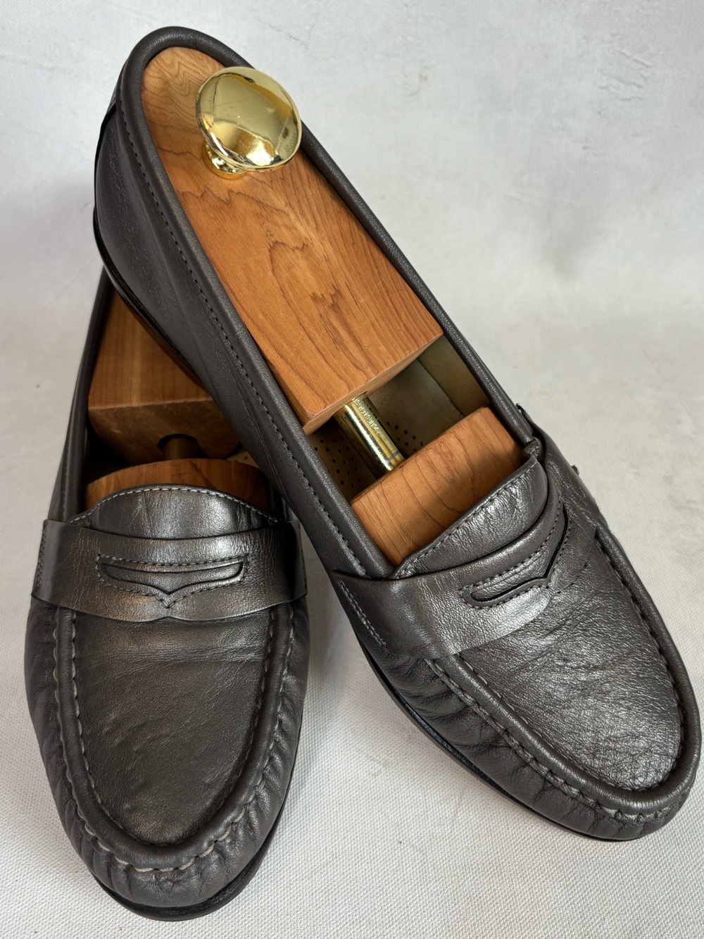 SAS Tripad Comfort classic leather loafers, gray/pewter, womens size 9.5